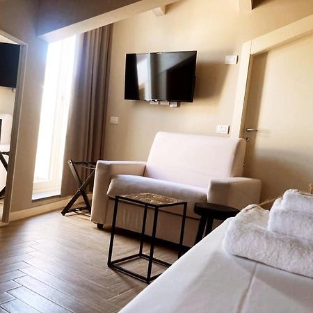Gatto Bianco Rooms 42 بيرغامو المظهر الخارجي الصورة