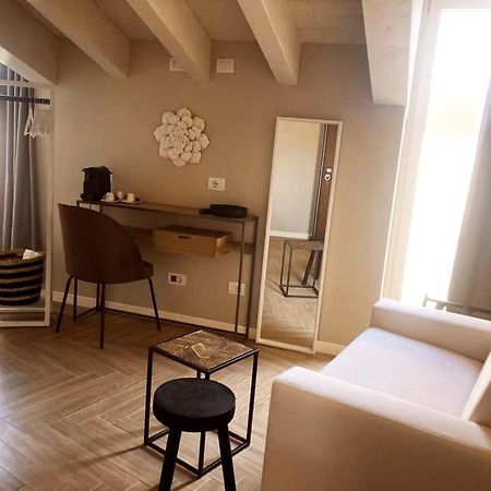Gatto Bianco Rooms 42 بيرغامو المظهر الخارجي الصورة