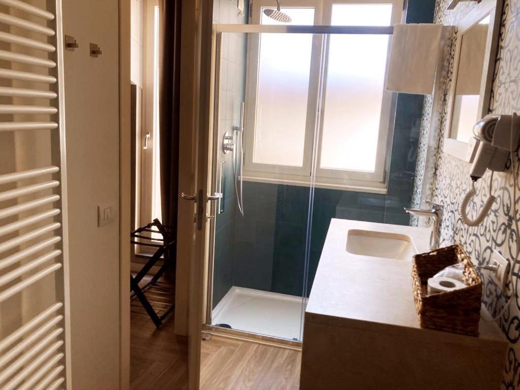 Gatto Bianco Rooms 42 بيرغامو المظهر الخارجي الصورة