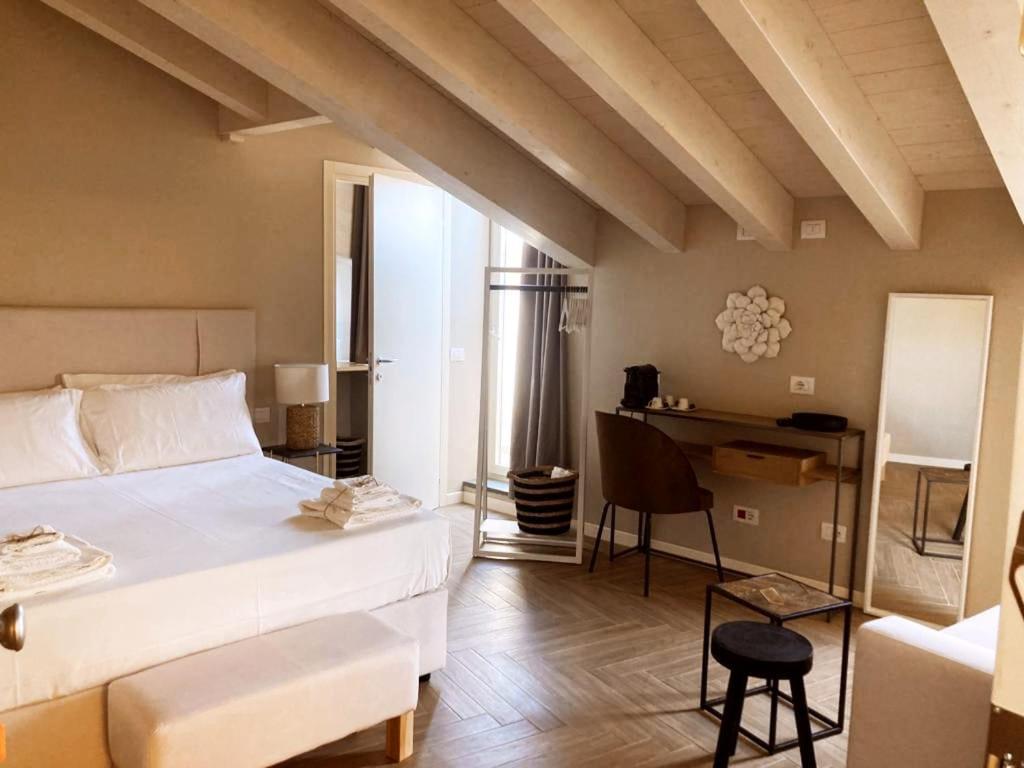 Gatto Bianco Rooms 42 بيرغامو المظهر الخارجي الصورة