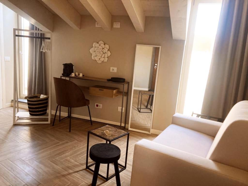 Gatto Bianco Rooms 42 بيرغامو المظهر الخارجي الصورة